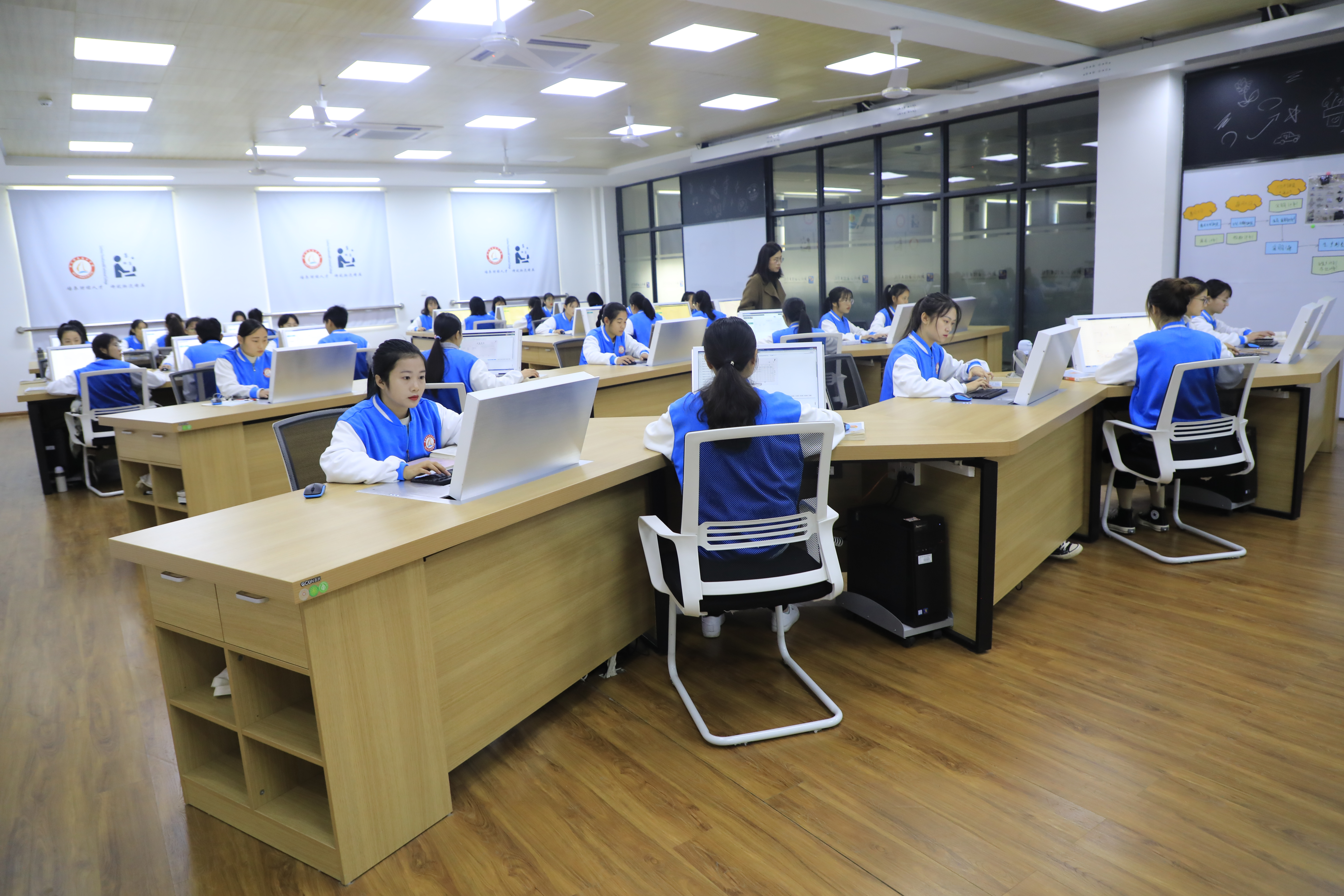 201912242105441152.JPG 201912242105441152.JPG