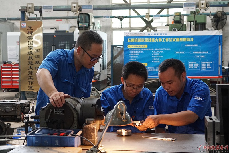 �����ɸ֡�ϳ������������������������а�����޹�˾����ר��������