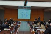 �н����ֵ�������չ����ְҵ����������һ���塱���̵��л