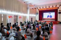 365���й�˾����ѧ�����鵳�Ķ�ʮ�󱨸�