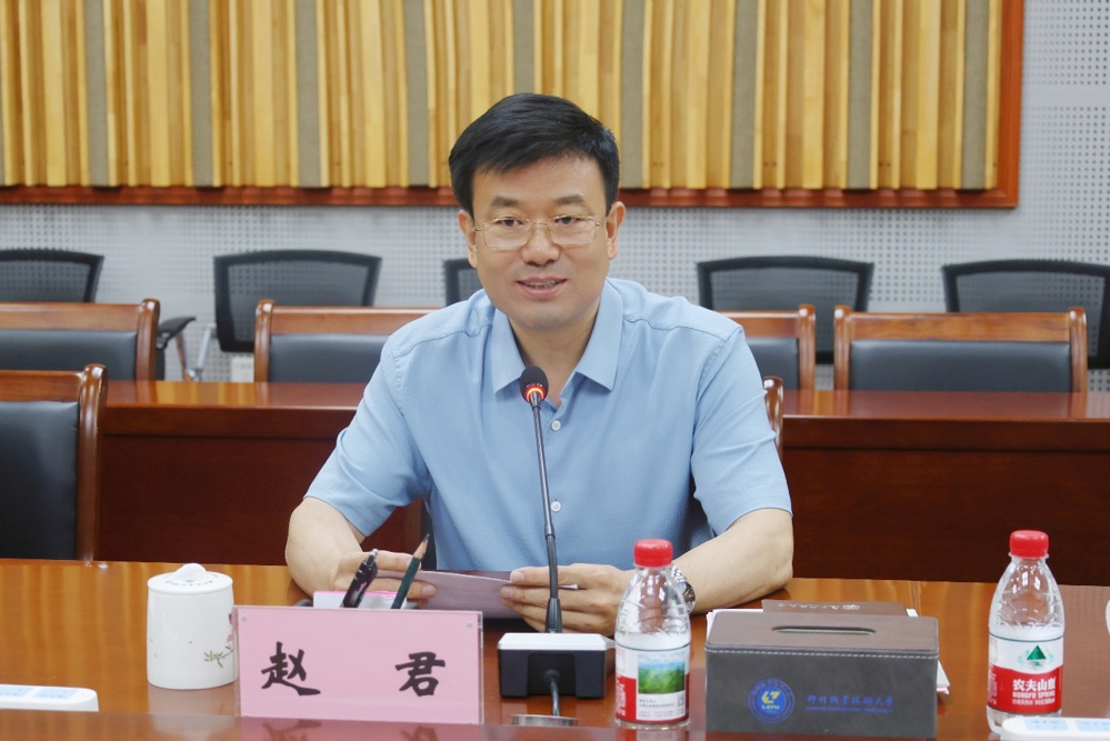 e87261650c7746438c9adf0c4913cbfc