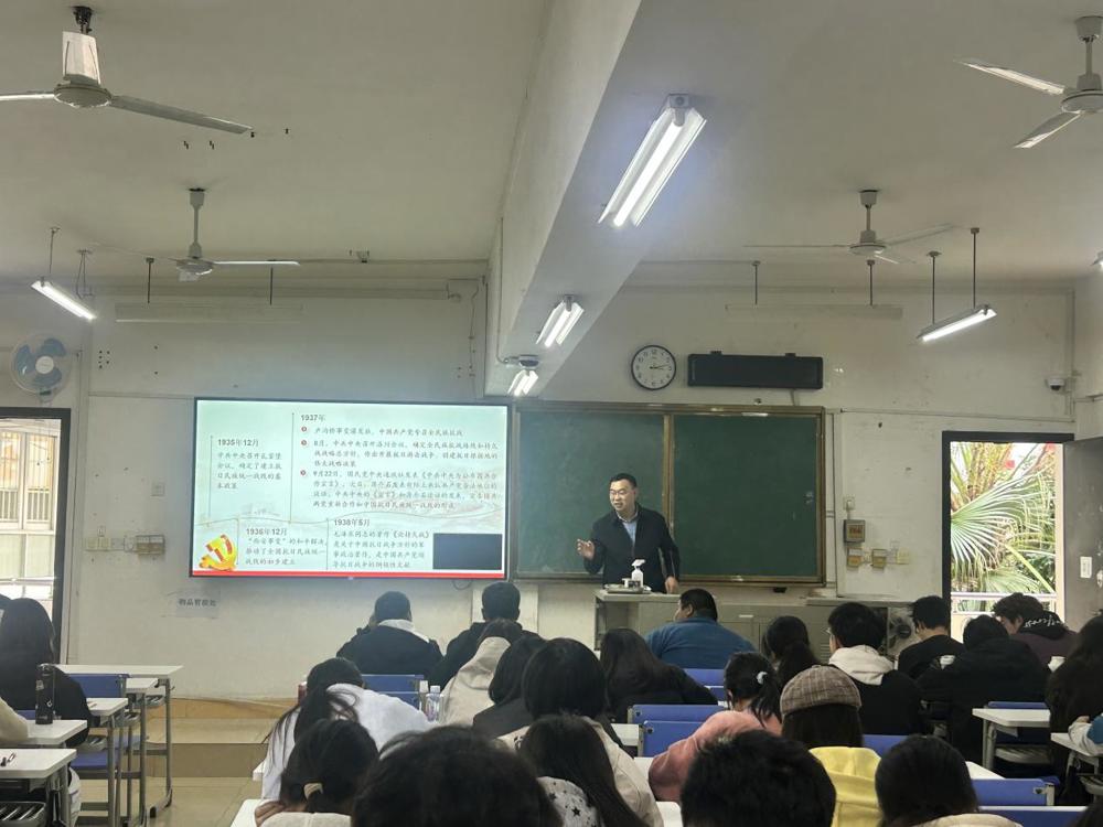 ������У���ڿ�