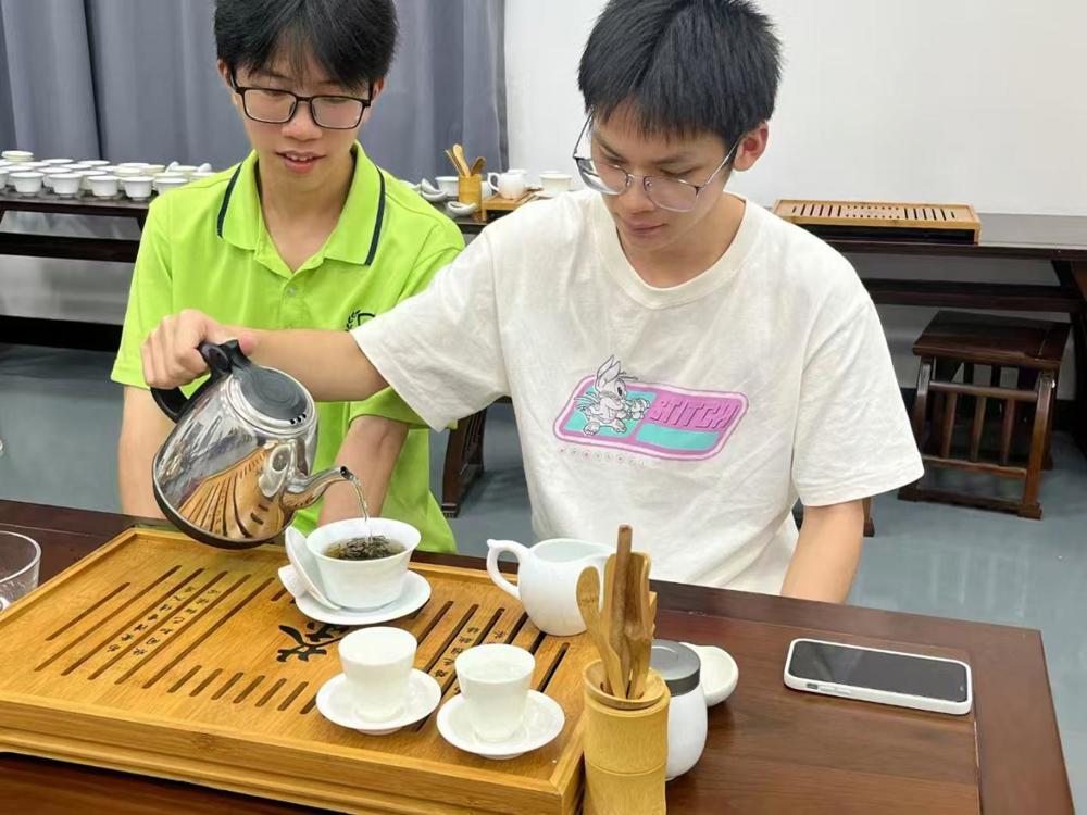 237050e9c400f7aa3283c7c47f22de7