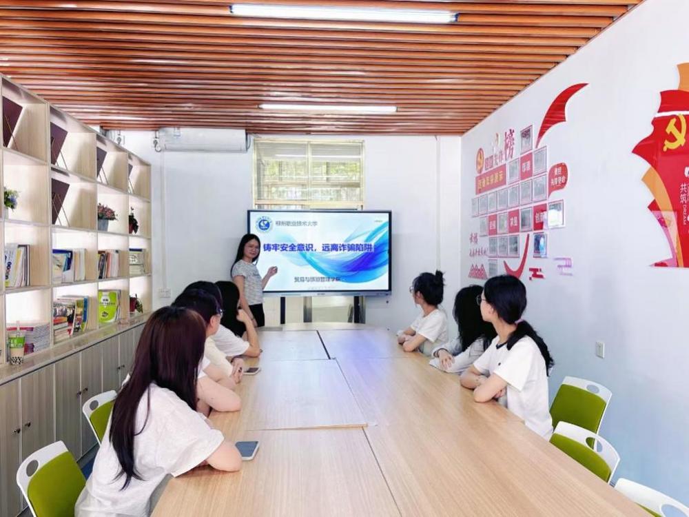 326418370a214849af24510f98ae549e 326418370a214849af24510f98ae549e