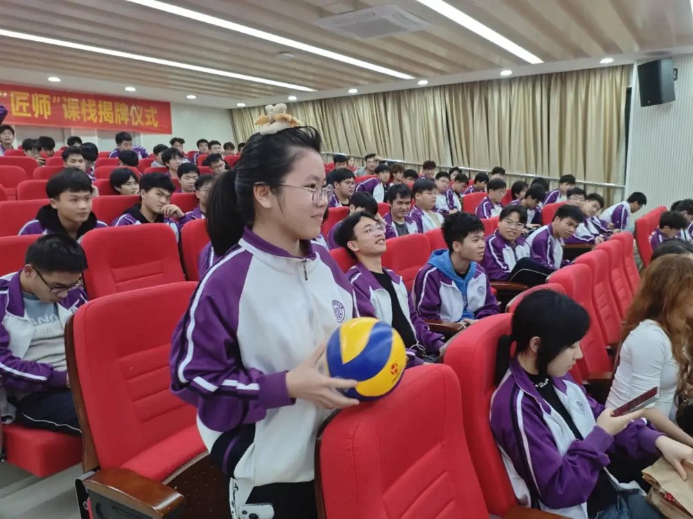 f51c0fb0e07f4e0f87d0fde0dd801eda 29b40a56563da70d67a36734f3341b03-sz_218724