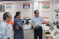 ��������ѧԺ��չ���˻���ҵ����