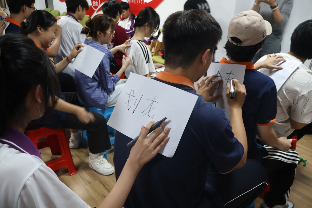 d2f89082da774042933ba956ea851eb8 IMG_2565