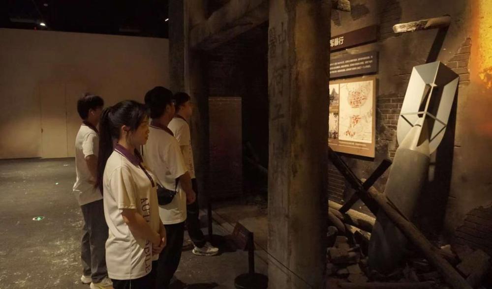 ��е�����