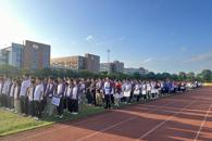 ��������ѧԺ���С������������� �ܶ���д�ഺ������������ʽ