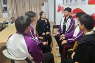 ��������ѧԺ��Ա��չ̸��̸���