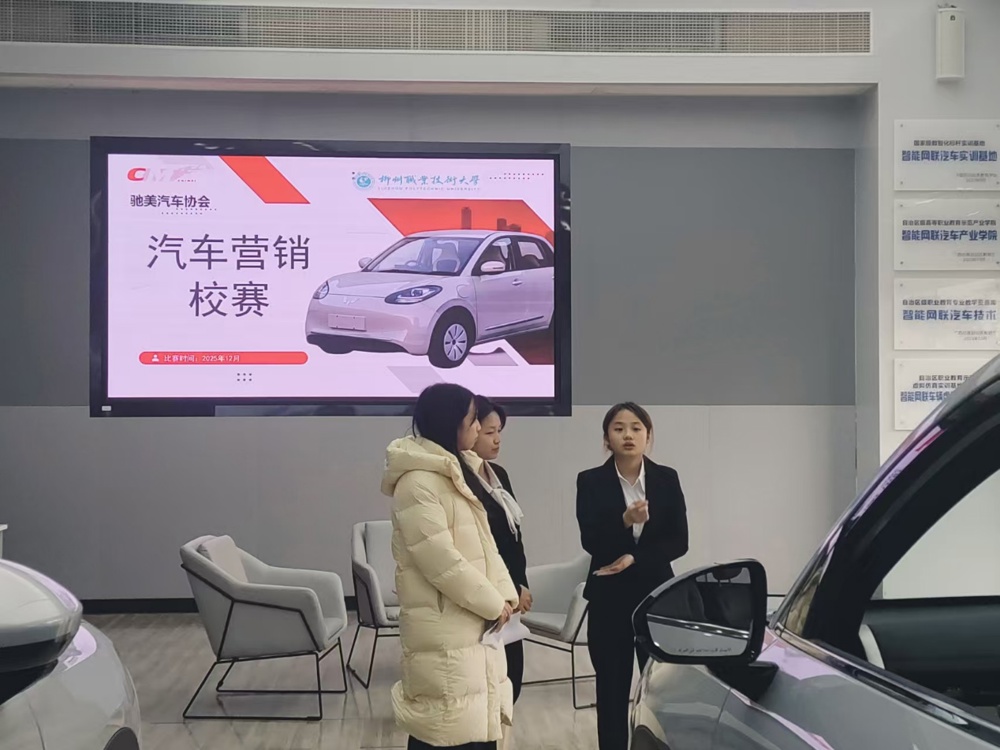 9ea4f2cf32eb408caf70750d6c62ce7c