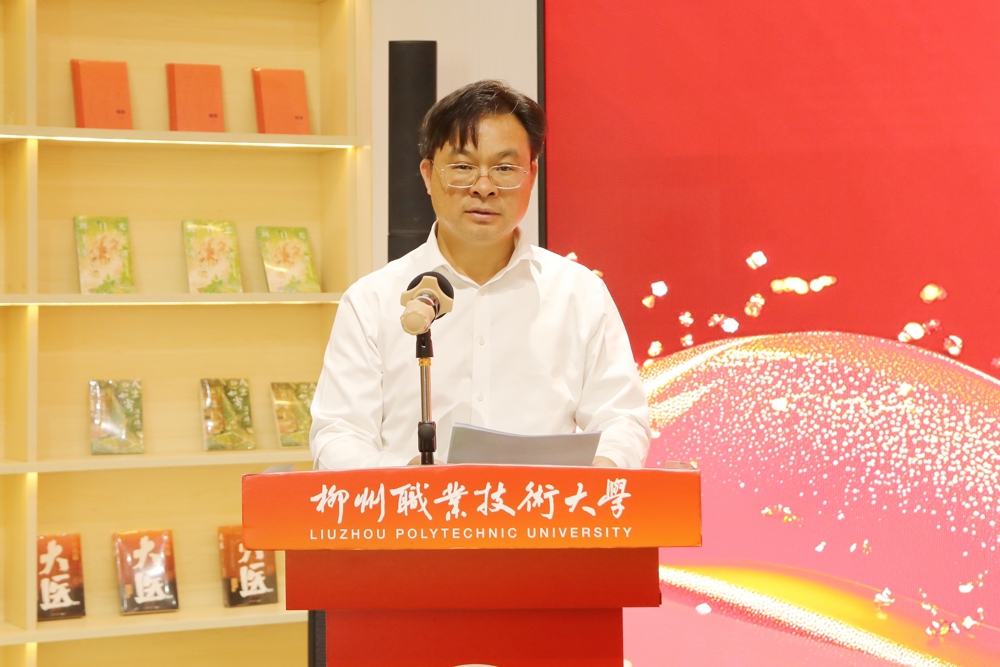 8966fc679819477c95ce3976d35ad5b1 8966fc679819477c95ce3976d35ad5b1