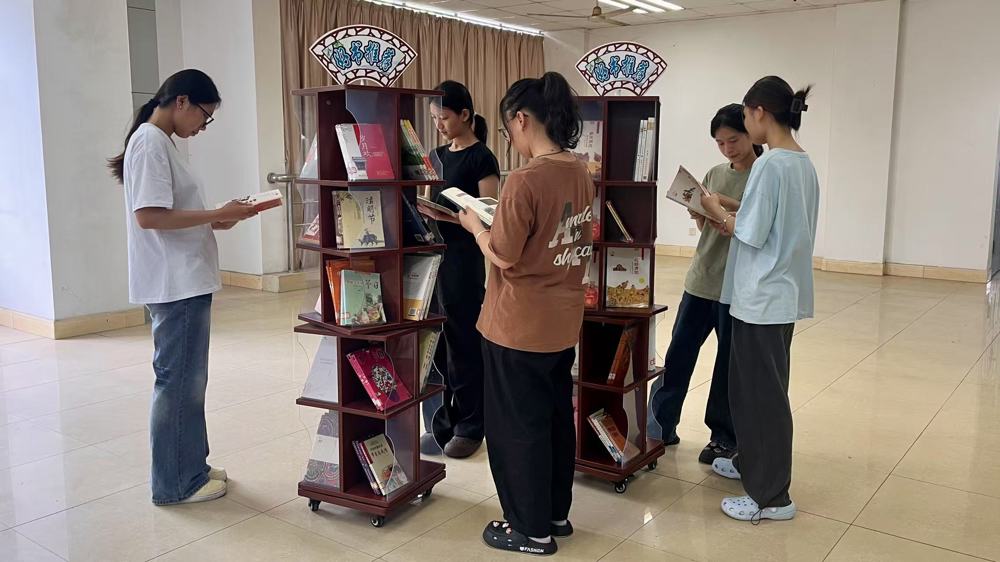 3dee607d95b344b189f57a5e0987ee30 3dee607d95b344b189f57a5e0987ee30