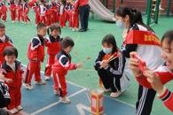 ���ǻ�?�ȷ��С���Ա��Ը����ӵ�������԰�׶�԰��չ��Ը����