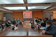 ѧ������չ�������˲Ŵ�����̸��