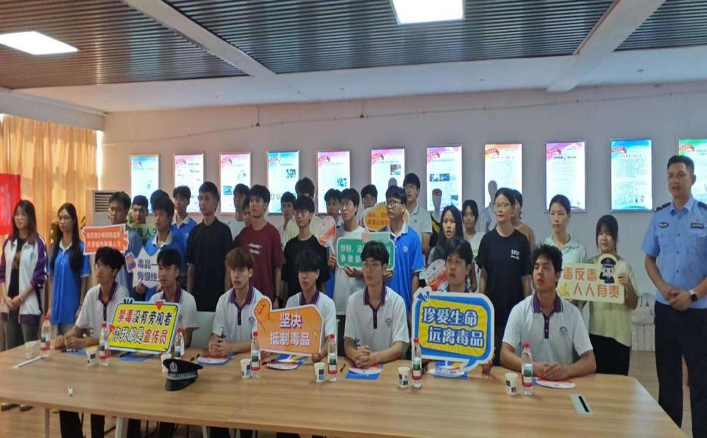 4499d762be95499b87df16f5528f5191 fd704bd798f8f044e52cf537c81a4d0