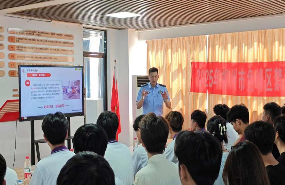 7d2da6125aec42fdbe842f1948e88520 a7865fbdb06dbd57436992ee9bf6011