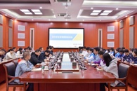 У��ί��������ּ��뱾��ѧ������������̸��