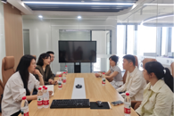 �������ظڴپ�ҵ������ѧԺ���������뻥������Ƽ����޹�˾�߷õ���