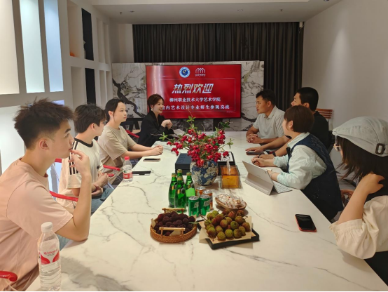 b613b083b53a4bbca49a4a088be47eaa