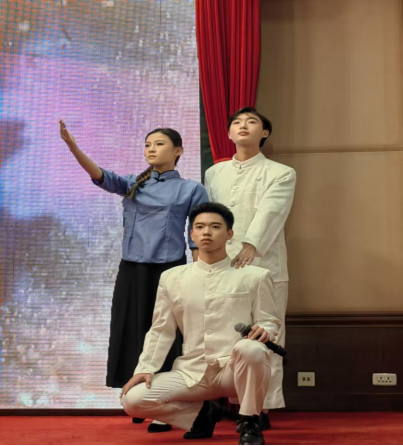 8dee1d2e25564443871abb3c0b2b2825