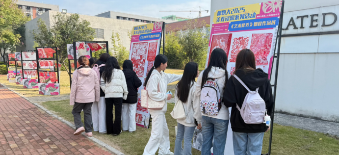 c9d87f88bbd44858bfc65fd11d0f0606