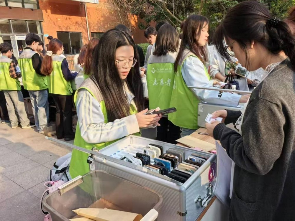 365���й�˾(Ӣ��)����-�ٷ���վ